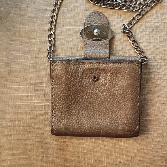 Fendi Gold Tan Wallet On An Unbranded Chain - Picture 6 of 12